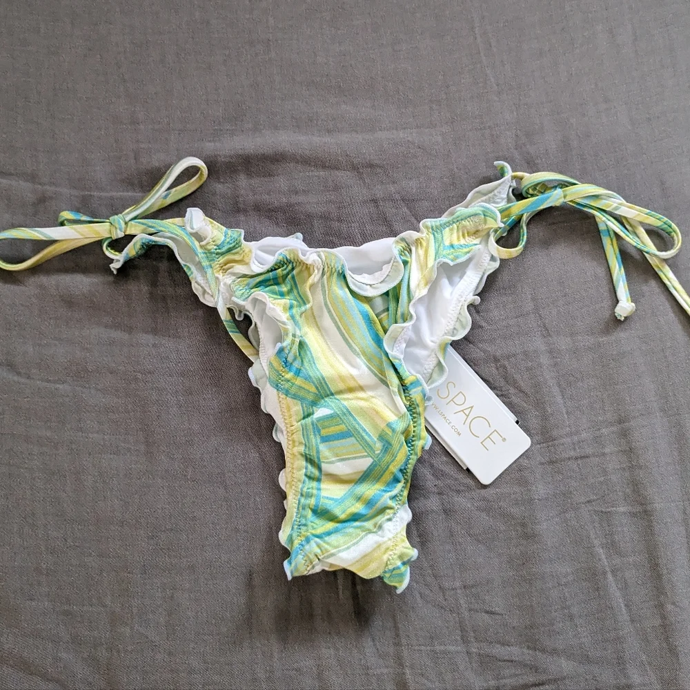 L*Space Maggie Roger Bikini Set Over the Rainbow